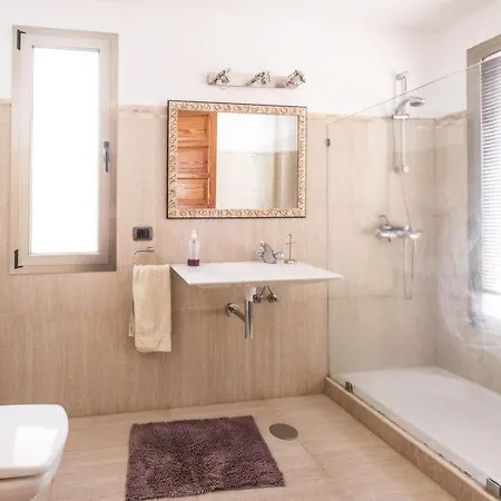 度假居 Sleeps 6 Pool Wifi